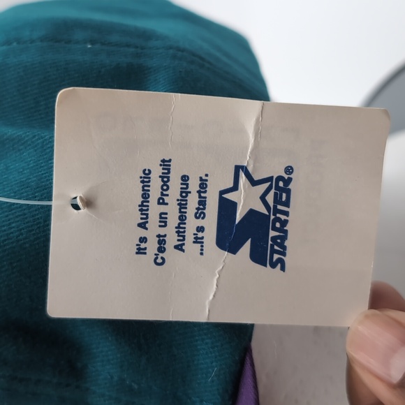 Starter| NWT Vintage Charlotte Hornets Blue Sports Cap Leather Metal Clasp - Picture 7 of 10